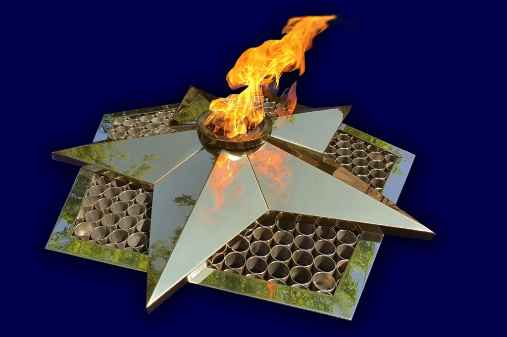 Вечный огонь звезда с газовой в Вельске 